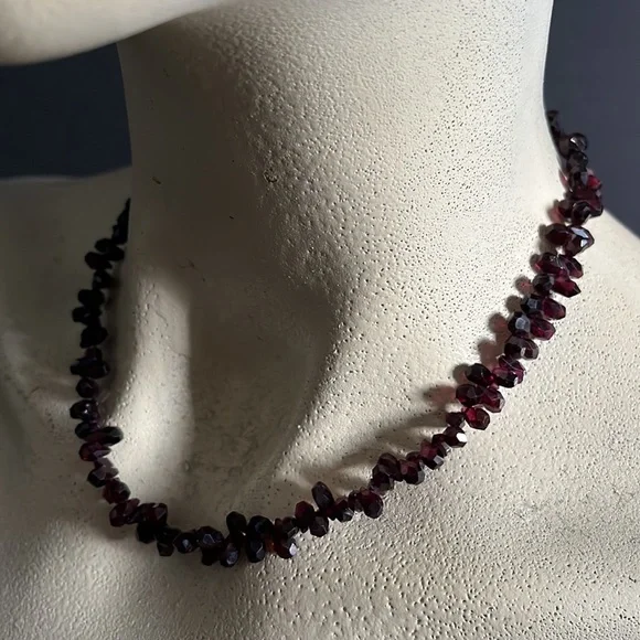 Barnet Briolette Necklace